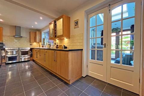 3 bedroom detached house for sale, Caldervale, Peterborough PE2