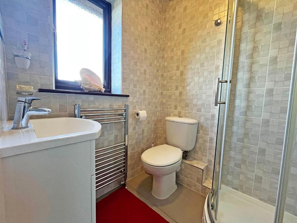 En Suite.jpg
