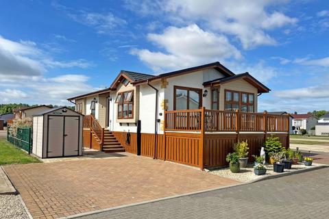 2 bedroom park home for sale, Marina Terrace, Peterborough PE8