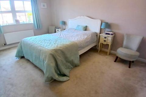 44 Dexter Way, Warmington, Peterborough, PE8 6WH