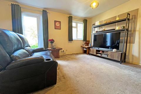 3 bedroom end of terrace house for sale, Gostwick, Peterborough PE2