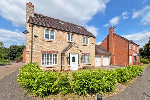 5 bedroom detached house for sale, Foxglove Way, Huntingdon PE26