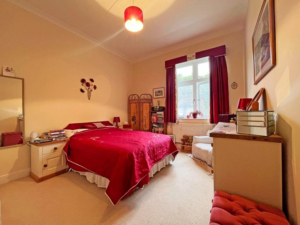 Bedroom One.jpg