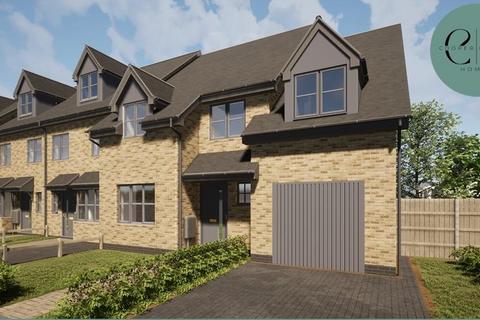 5 bedroom semi-detached house for sale, Peterborough Road, Whittlesey PE7