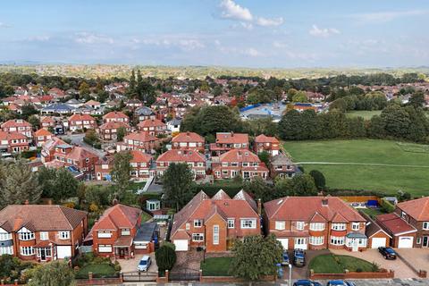 5 bedroom detached house for sale, Mainway, Alkrington, Middleton, Manchester, M24