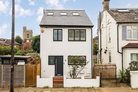 Newton Road, Isleworth TW7