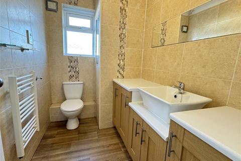 3 bedroom apartment for sale, Hurst Court, Victoria Road, Milford On Sea, Hampshire, SO41