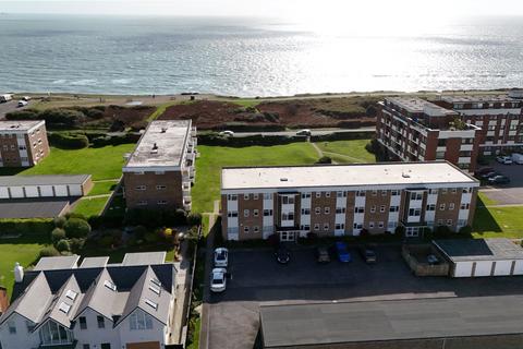 3 bedroom apartment for sale, Hurst Court, Victoria Road, Milford On Sea, Hampshire, SO41