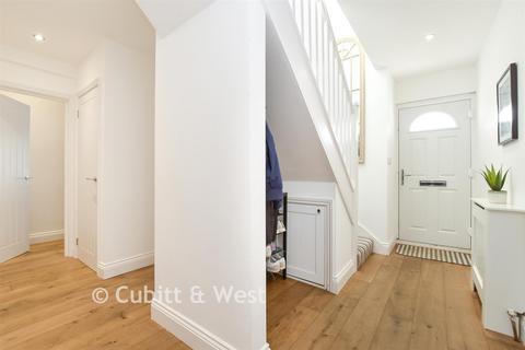 11 Mount Avenue, Chaldon, Caterham, CR3 5BB