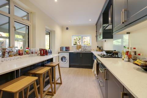 undefined, Burnham Lane, Burnham SL1