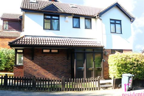 3 bedroom detached house for sale, Stratfield Park Close, London, N21