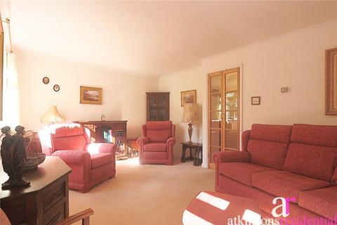 3 bedroom detached house for sale, Stratfield Park Close, London, N21