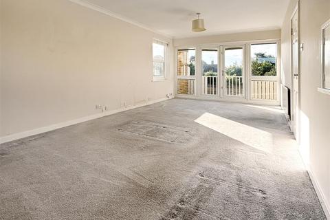 undefined, Grand Avenue, Worthing BN11