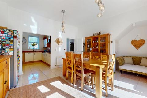 undefined, Rowditch Furlong, Milton Keynes MK14