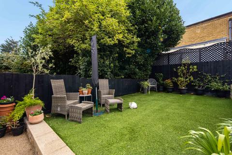 3 bedroom house for sale, Antill Road, Bow, London, E3