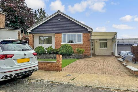 2 bedroom detached bungalow for sale, Earl Close, Chatham ME5