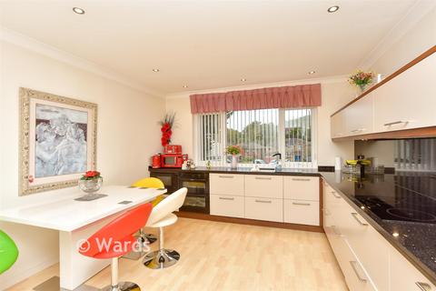 undefined, Earl Close, Chatham ME5