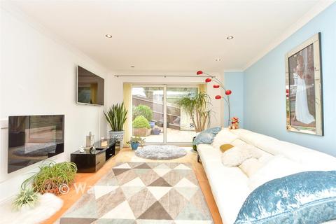 undefined, Earl Close, Chatham ME5