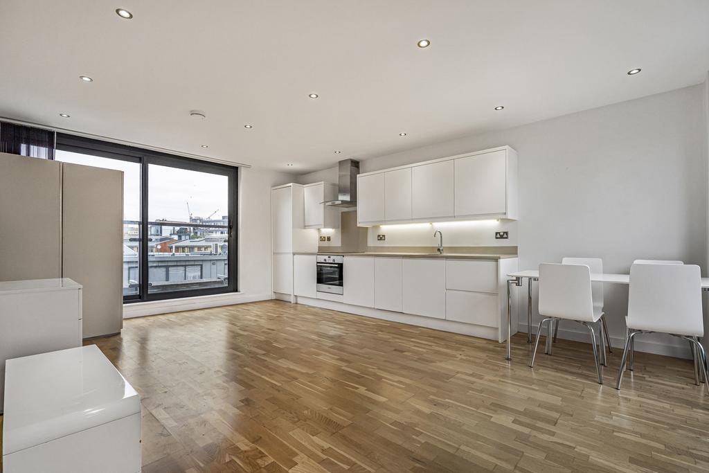 Kitchen/Reception