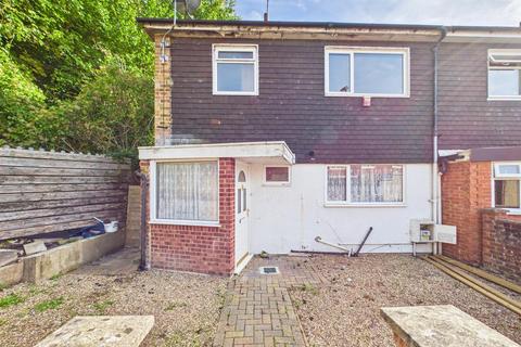 27 Underwood, New Addington, Croydon, CR0 9ED
