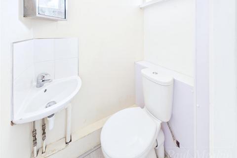 27 Underwood, New Addington, Croydon, CR0 9ED