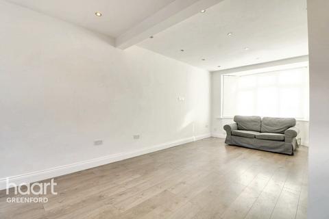 80 Park View, London, W3 0PT