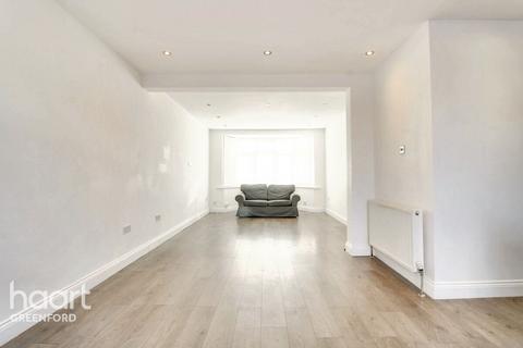 80 Park View, London, W3 0PT