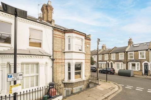 3 bedroom flat for sale, Alkerden Road, London W4
