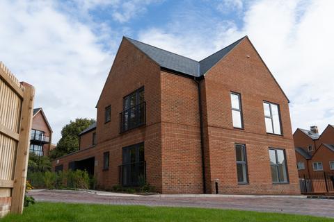 2 bedroom flat for sale, Kings Barton, Rotherley Gardens, Winchester, Hampshire