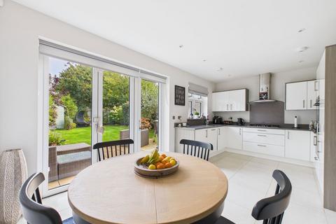 undefined, Coolhurst Close, Monks Gate RH13