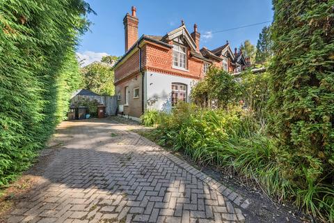 undefined, Manor Park, Tunbridge Wells, Kent, TN4