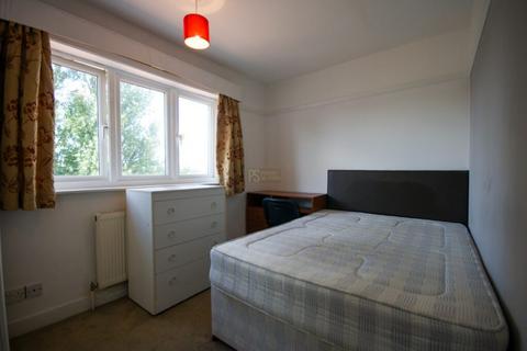 5 bedroom terraced house to rent, Rookery Road, Birmingham B29