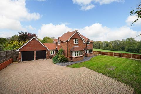 undefined, Sheethanger Lane, Felden HP3