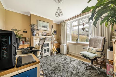 undefined, Field Way, Ripley