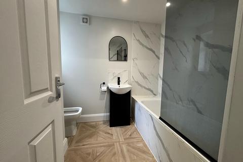 undefined, Lincoln LN1