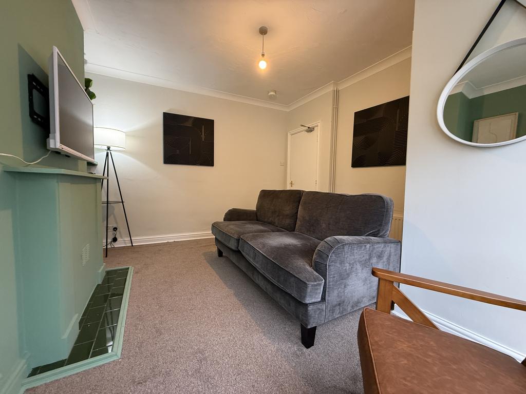 Living Room 3.JPG
