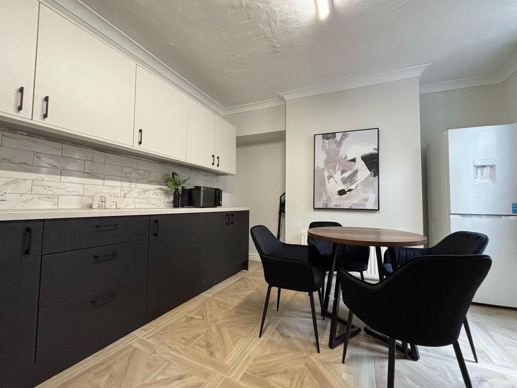 Kitchen - 26 Victoria.jpeg