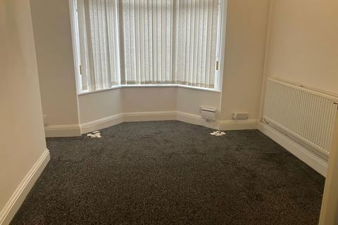 3 bedroom terraced house to rent, Scarborough Street, Stockton-on-tees TS17