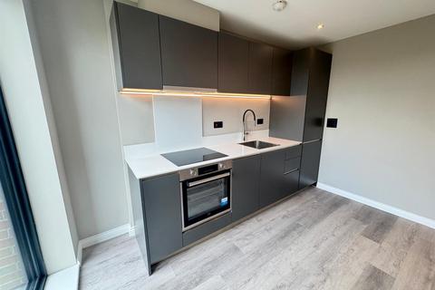 1 bedroom apartment to rent, Springwell Gardens, Whitehall Road, Leeds LS12