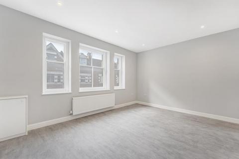 2 bedroom apartment to rent, Bond Street, Ealing, W5 5AP