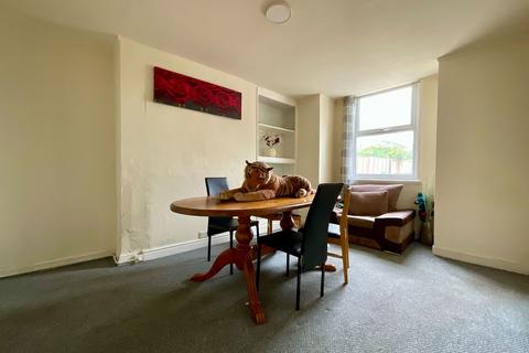 3 bedroom semi-detached house for sale, Eastbourne Road, Southport PR8