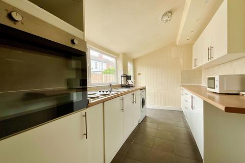 3 bedroom semi-detached house for sale, Eastbourne Road, Southport PR8