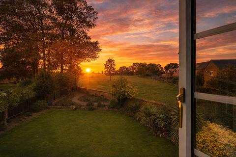 4 bedroom detached house for sale, Hall Close, Harpole, Northampton, Northamptonshire, NN7