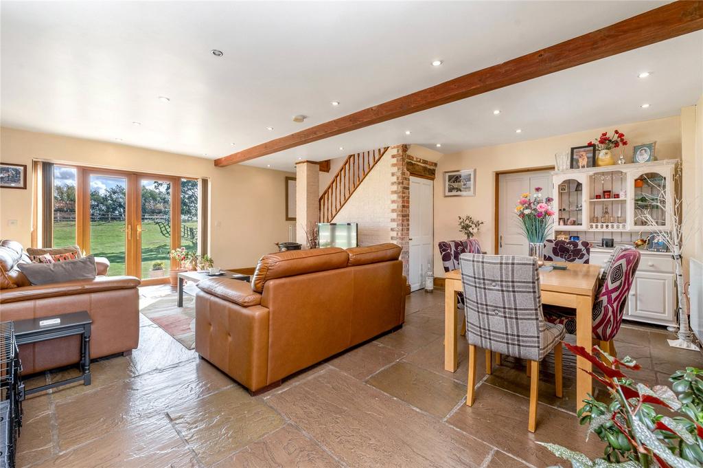 Breakfast Room