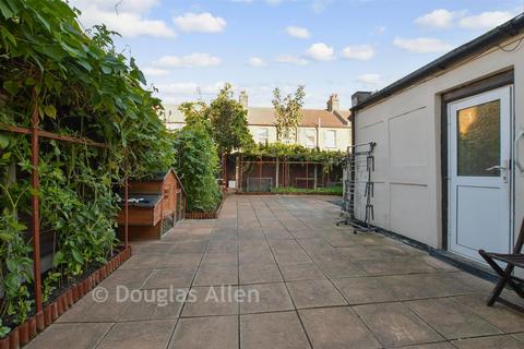 undefined, Cumberland Road, London