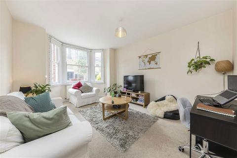 2 bedroom flat for sale, South Island Place, London SW9