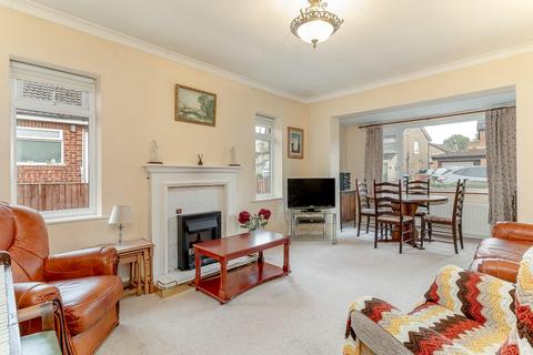 undefined, Hill Top Avenue, Harrogate