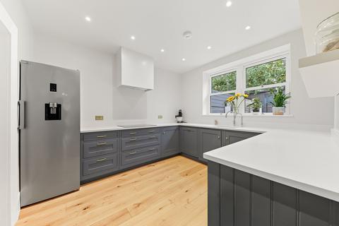 4 bedroom semi-detached house for sale, Brunswick Drive, Harrogate, HG1