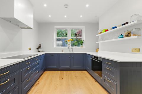 4 bedroom semi-detached house for sale, Brunswick Drive, Harrogate, HG1