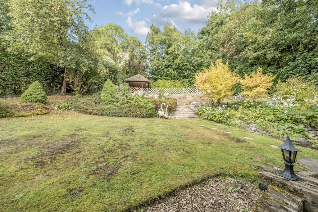 1350960-52-68dd57...